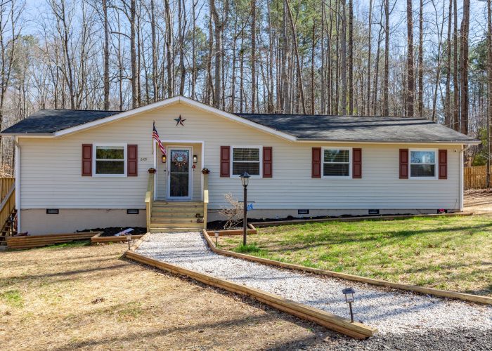 6109 Towles Mill